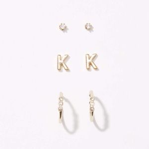 🌿 NWT LOFT K initial delicate gold earring trio